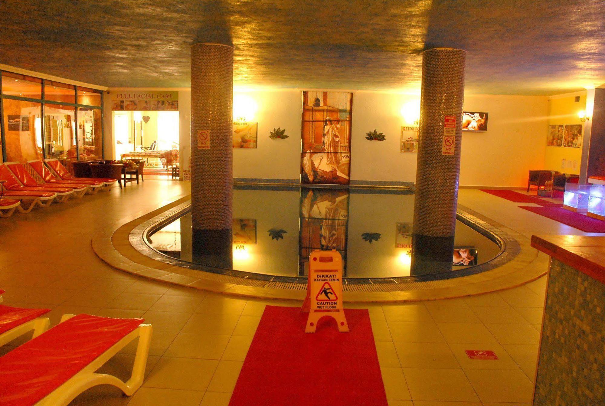 Club Seray Forest Marmaris Exterior photo